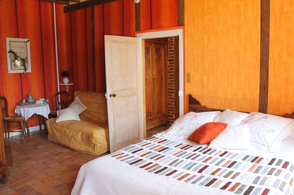 Chambre d’hôtes « Volière » avec Wi-Fi in Bonnée, Vallée de la Loire