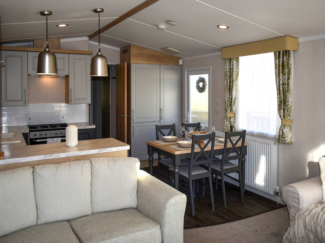 32 Woodleigh Park in Cheriton Bishop, Devon