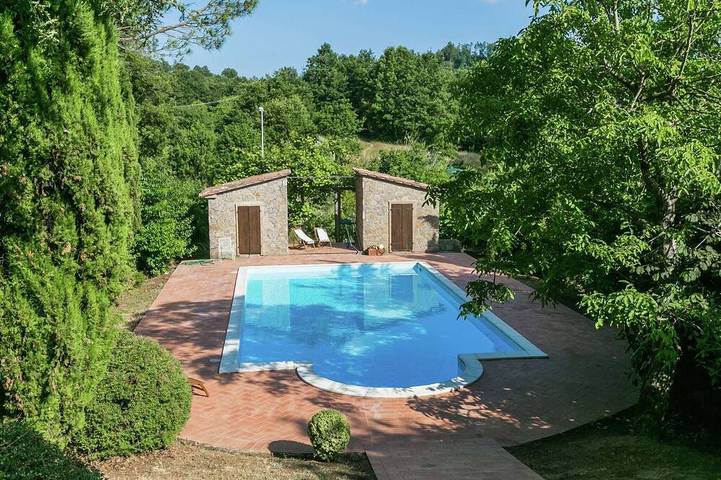 Agriturismo per 6 persone, con giardino in Santa Fiora