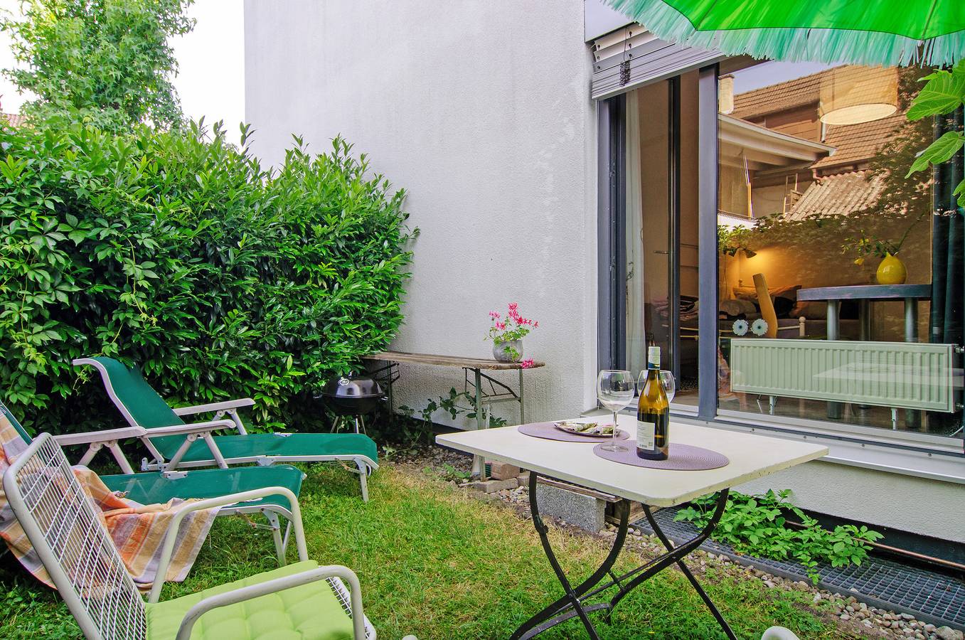 Ganze Wohnung, Ferienwohnung 'Studio-in Der Atelierhaus' mit Privatem Garten und Wi-Fi in Bodman-Ludwigshafen, Obersee (Bodensee)