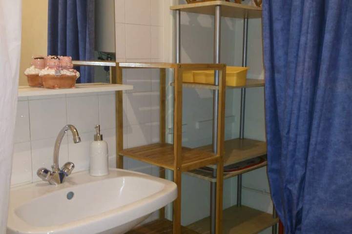 Apartamento entero, Provenza central 15mn Pont du Gard Avignon canoa de natación cerca de Sea Mountain in Rochefort-du-Gard, Region de Nimes