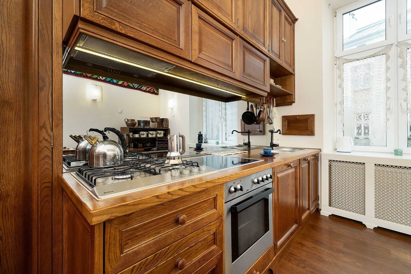 Geheel appartement, Vakantieappartement voor 4 personen met balkon in Krakau, Klein-Polen