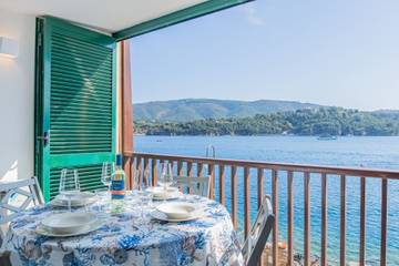 Ferienhaus für 4 Personen, mit Terrasse in Porto Azzurro