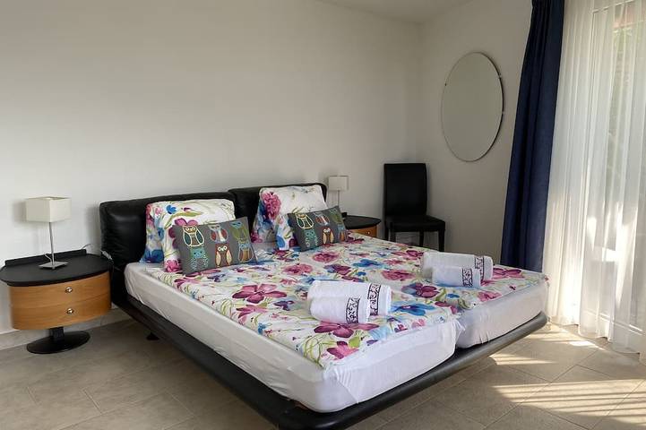 Ferienhaus für 5 Personen, mit Balkon und Sauna sowie Whirlpool und Garten in der Schweiz - 3