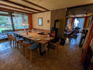 Ferienhaus für 18 Personen, mit Sauna und Garten, kinderfreundlich in Bayerischer Jura