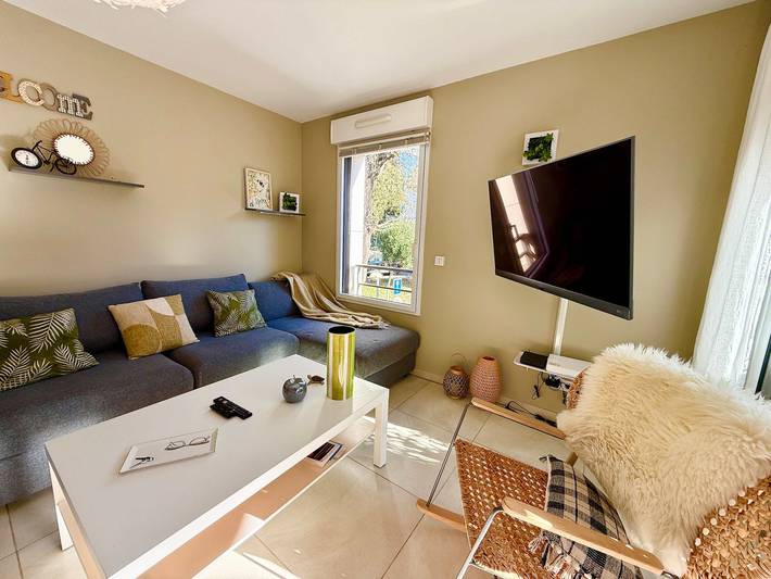 Ferienwohnung für 2 Personen, mit Balkon/Terrasse und Pool sowie Sauna, kinderfreundlich in Cannes - 3