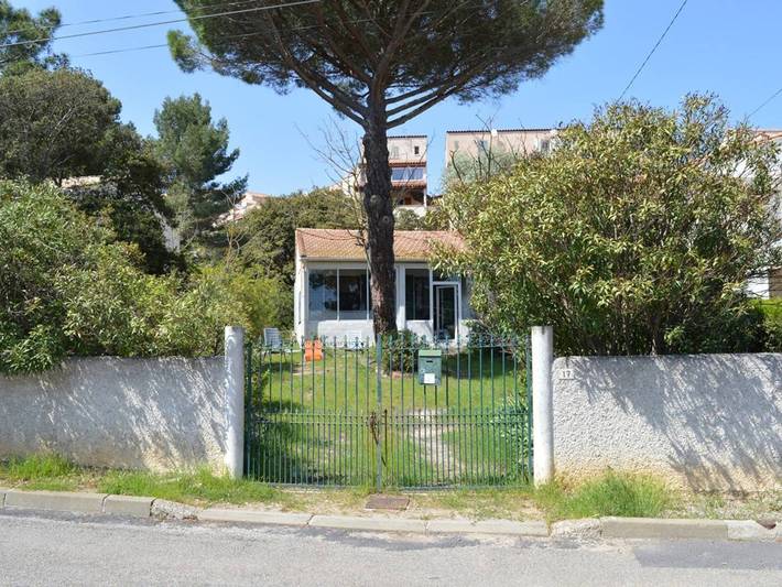 Maison avec Jardin, 5 couchages, St Pierre la Mer - Lave-vaisselle, Lave-linge, Animaux acceptés in Saint Pierre la Mer, Fleury