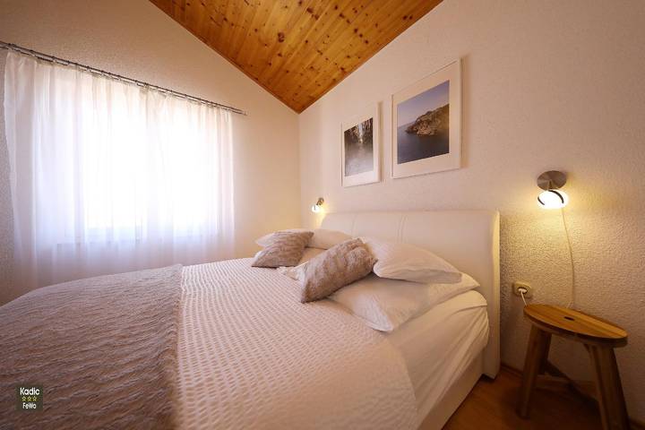 Vakantiewoning voor 4 personen, met balkon en tuin, met huisdier in Vir