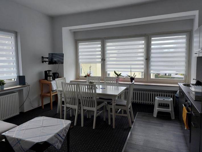 Ferienwohnung für 13 Personen, mit Terrasse und Garten in Bad Oeynhausen - 3