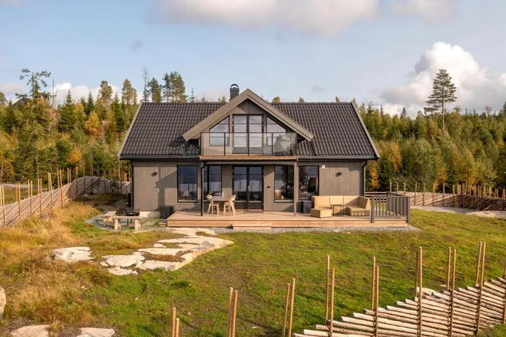 Gästehaus für 8 Personen, mit Seeblick und Terrasse - 1