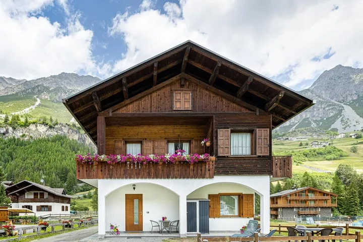 Ferienwohnung für 3 Personen, mit Ausblick und Garten sowie Terrasse - 1
