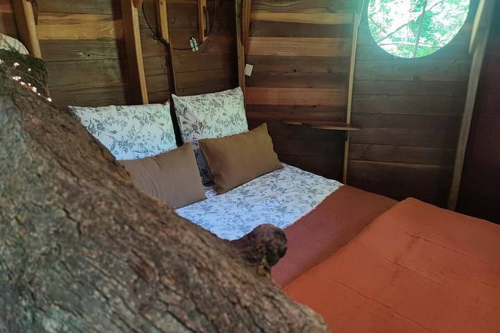 Gîte pour 2 personnes, avec balcon dans Sainte-Colombe (Charente-Maritime) - 2