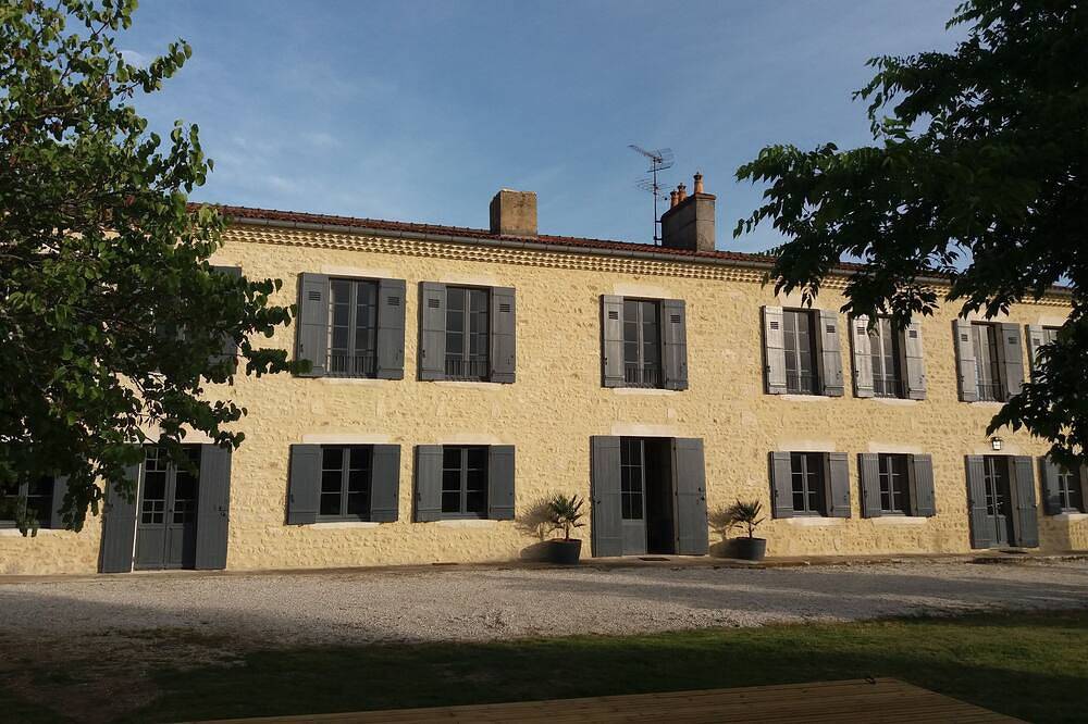 Château La Valière in Saint-Christoly-Médoc, Parc naturel régional du Médoc