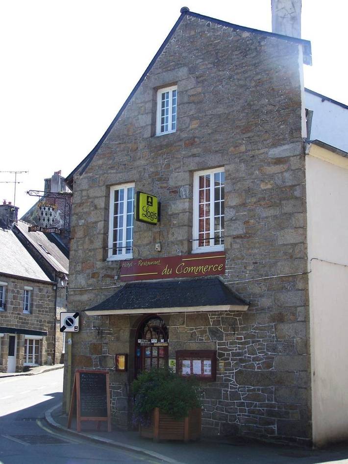 Hôtel pour 2 personnes, avec terrasse, animaux acceptés à Quintin - 4