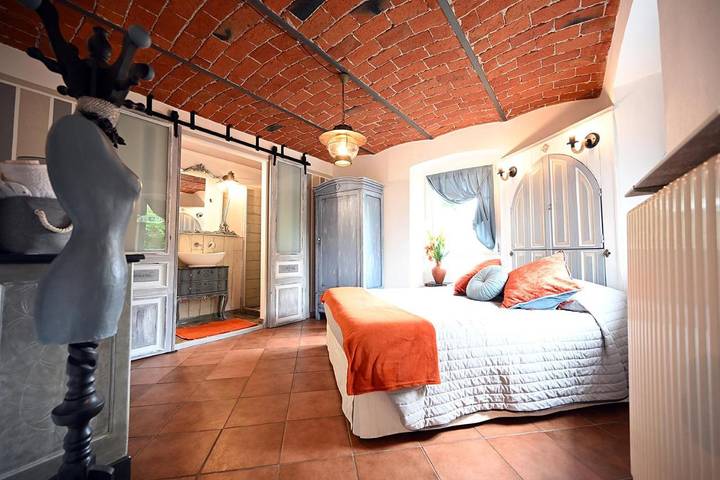 Appartamento per 4 persone, con Balcone e Terrazza nonché Giardino a Ovada