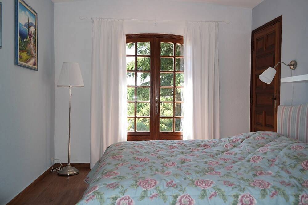 Calme villa avec piscine et vue imprenable sur mer jusqu'à 10 personnes in Cavalaire-sur-Mer, Région de Draguignan