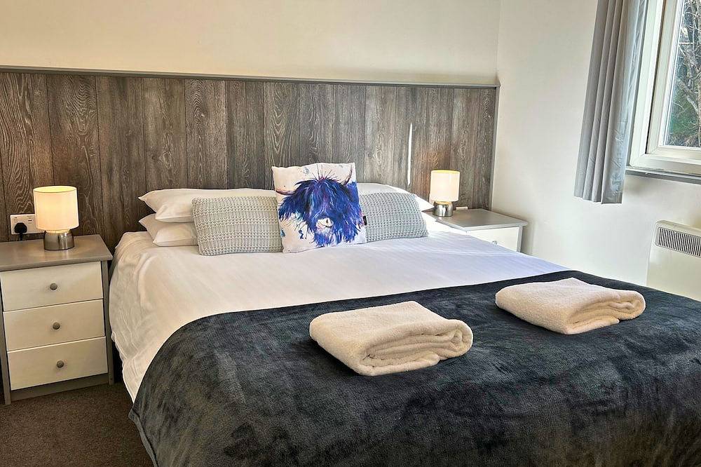 Jura -  a chalet that sleeps 4 guests  in 2 bedrooms in Oban, Loch Linnhe