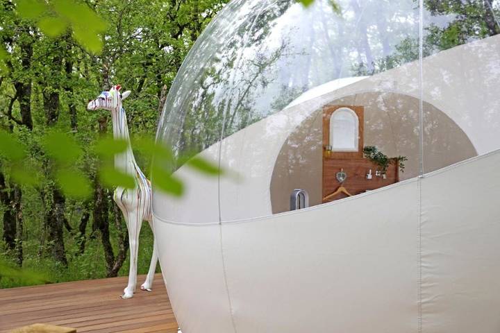 Maison de vacances pour 2 personnes, avec terrasse ainsi que jardin et jacuzzi