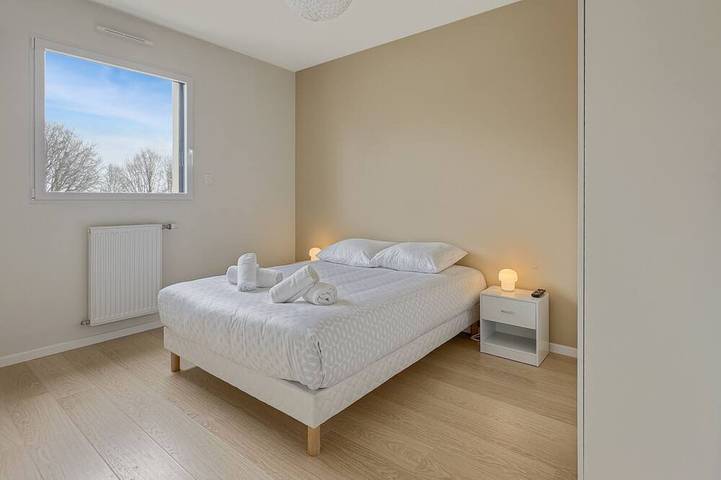 Gîte pour 4 personnes, avec jardin à Bohars - 2