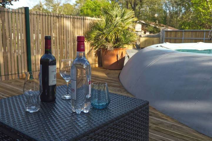 Location de vacances pour 6 personnes, avec Jacuzzi et Jardin à Saint-Jean-d'Illac