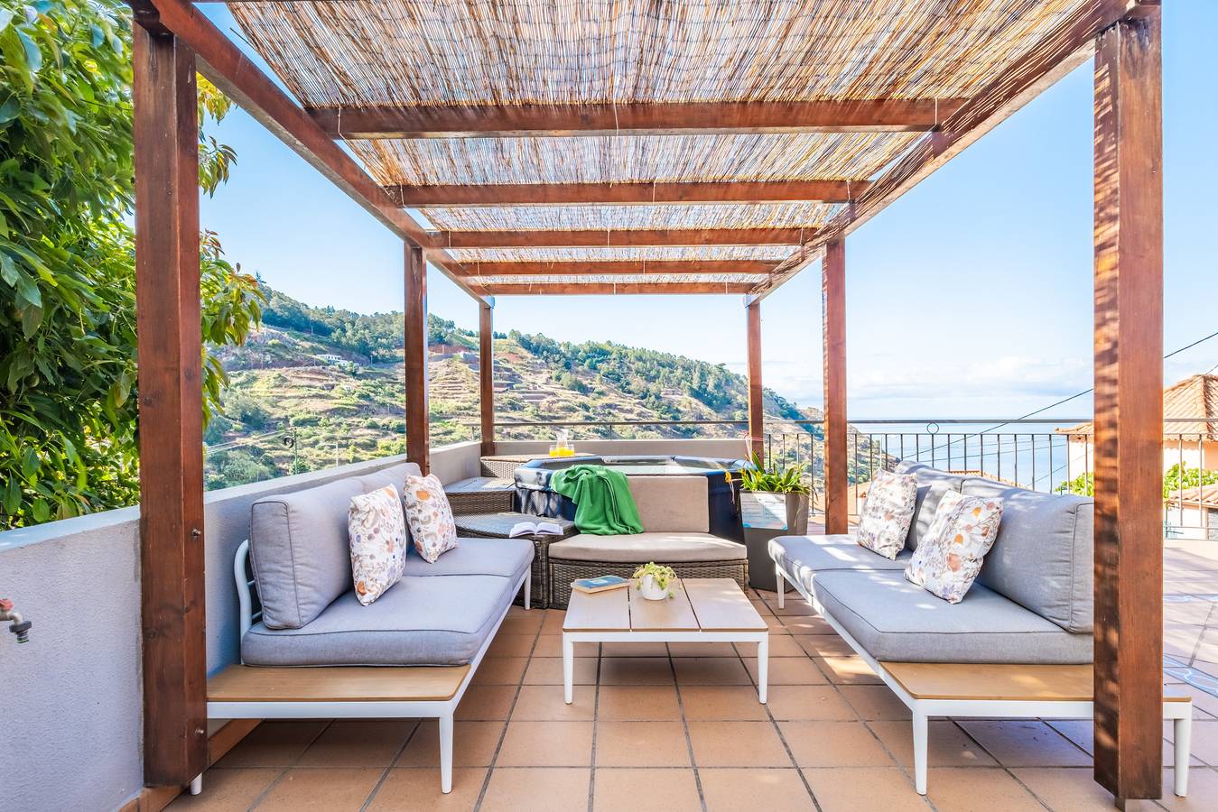 Quinta do Checa by Homie in Câmara de Lobos, Quinta Grande