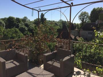 Gîte pour 4 personnes, avec terrasse et vue, animaux acceptés à Carennac
