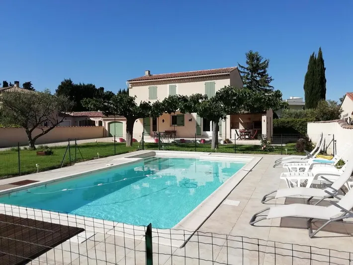 Chalet para 8 personas, con piscina y jardín - 1