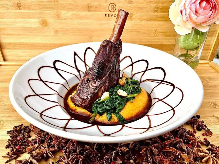 Hôtel pour 2 personnes, avec jardin ainsi que terrasse et piscine à Sadroc - 4