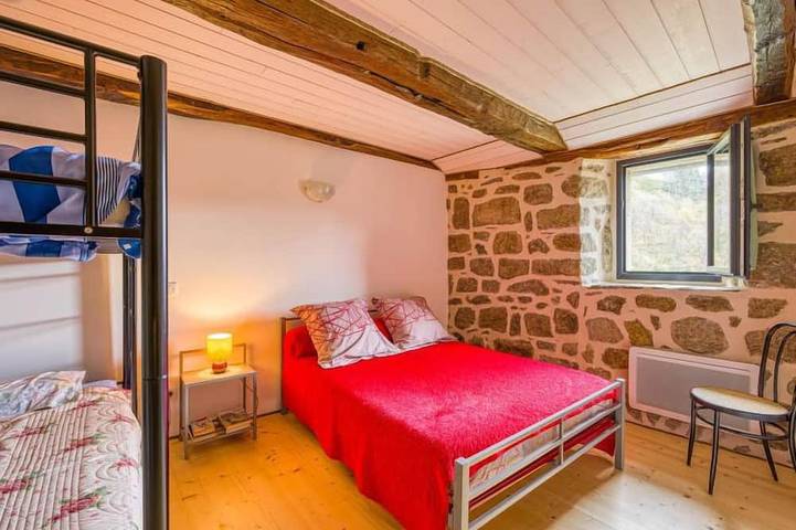 Location de vacances pour 4 personnes, avec jardin à Sainte-Marguerite-Lafigère - 3
