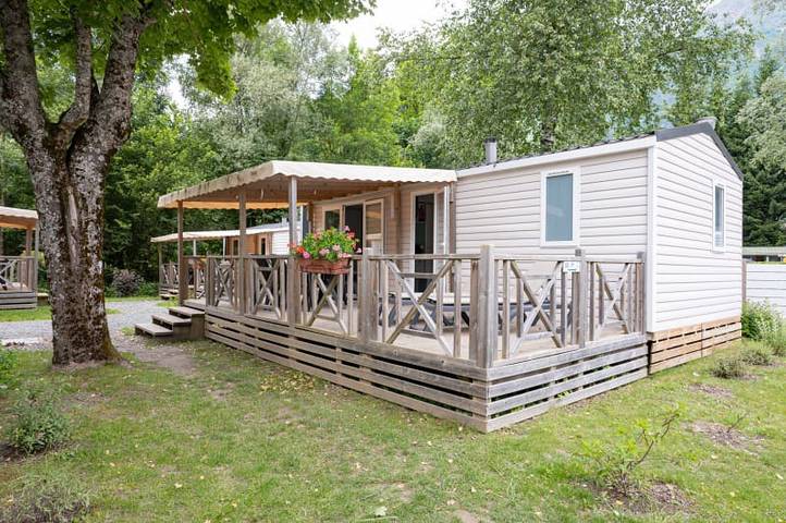 Caravane pour 4 personnes, avec Balcon/Terrasse et Terrasse