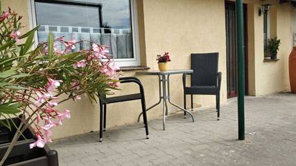 Ferienwohnung für 2 Personen, mit Terrasse, kinderfreundlich in Ummanz