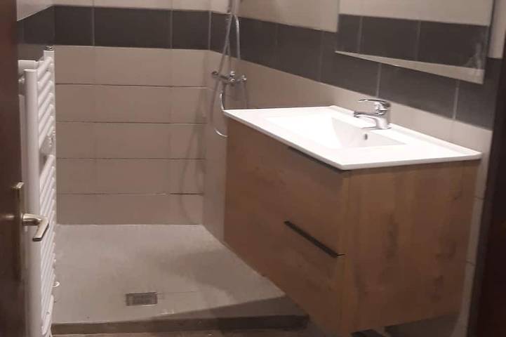 Location de vacances pour 5 personnes, avec jardin et terrasse, animaux acceptés à Mandailles-Saint-Julien - 3