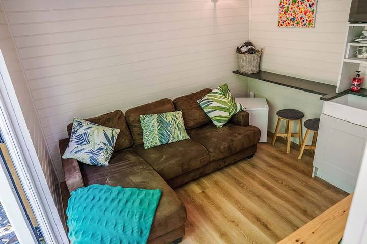 Reflections sleeps 2 with hot tub close to Scottish Borders and Hadrian's Wall in Cumbria