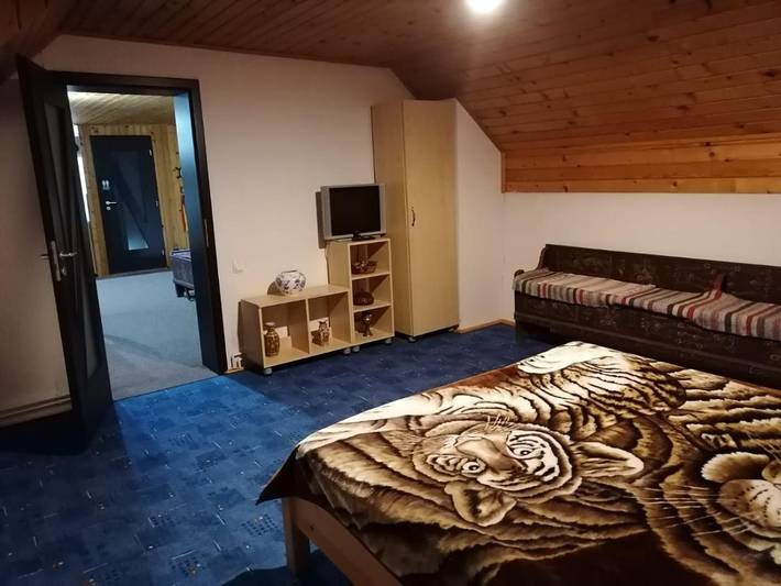 Gîte pour 4 personnes, avec vue et jardin dans Poiana Brasov - Brasov - 4