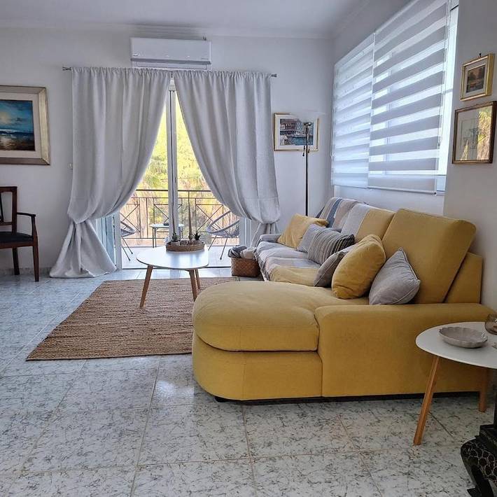 Appartement de vacances pour 3 personnes, avec Balcon ainsi que Terrasse et Vue