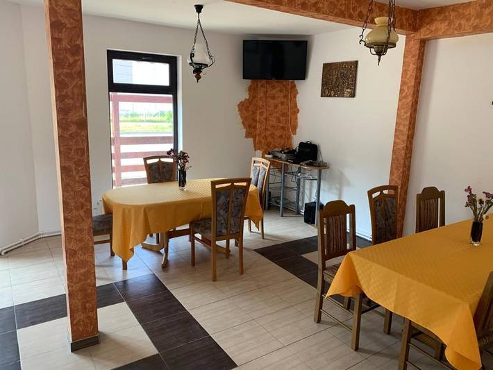 Maison d’hôte pour 2 personnes, avec Balcon ainsi que Terrasse et Vue dans Bicaz - 4