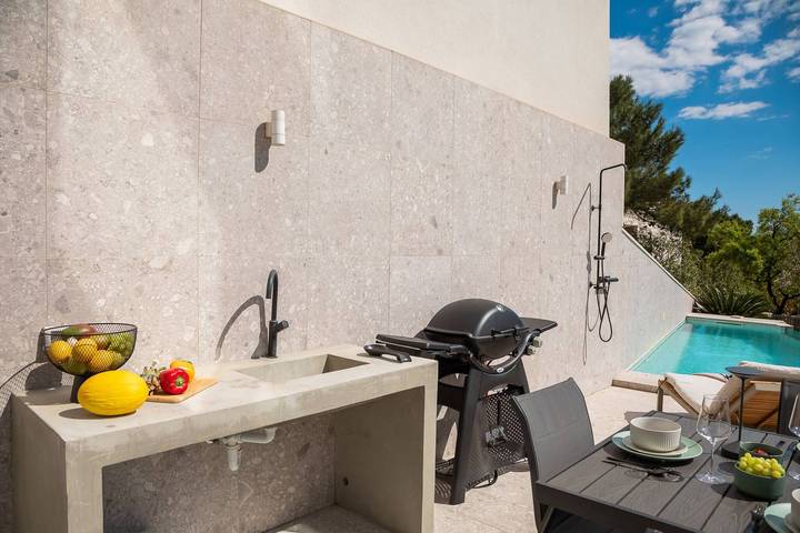 Villa pour 12 personnes, avec jardin à Bol - 3