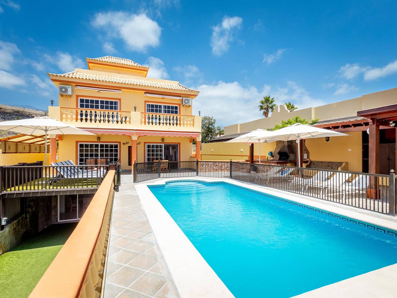 Luxury Villa Luna with Private Pool in Callao Salvaje, Adeje