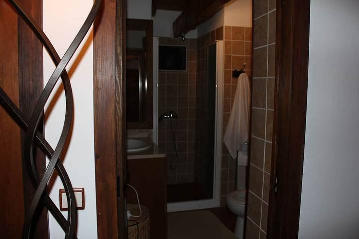 Gîte pour 6 personnes, avec jardin et balcon, animaux acceptés dans Soajo - 4