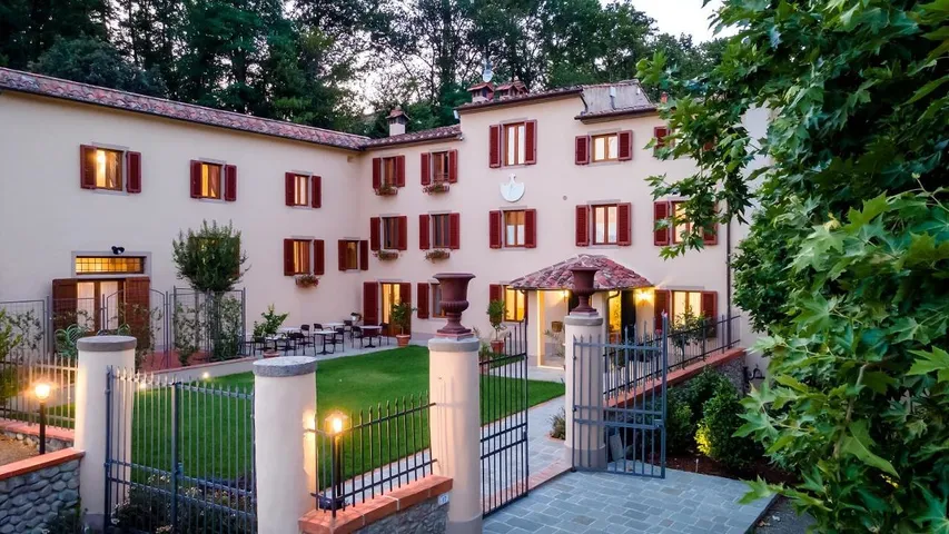 Appartamento vacanze per 6 persone, con piscina e panorama nonché giardino, adatto a famiglie con bambini - 1