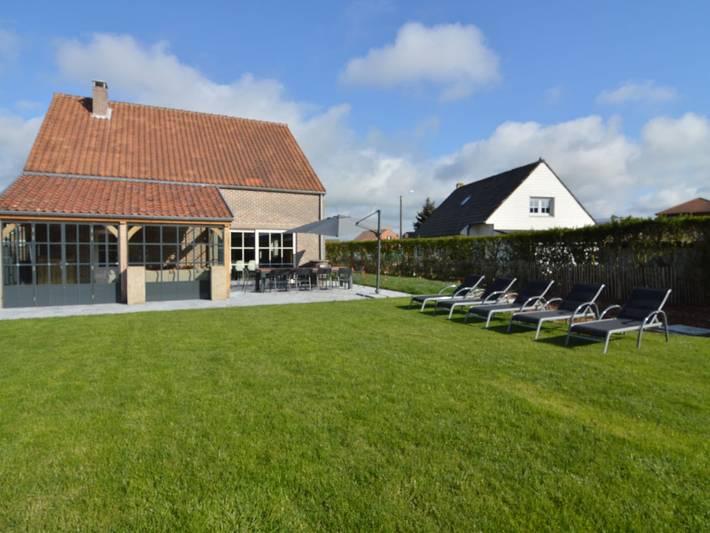 Ferienhaus für 10 Personen, mit Terrasse und Garten sowie Sauna in Region Ostende