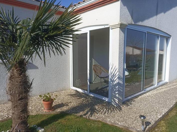 Gîte pour 2 personnes, avec piscine et jardin à Brax - 2