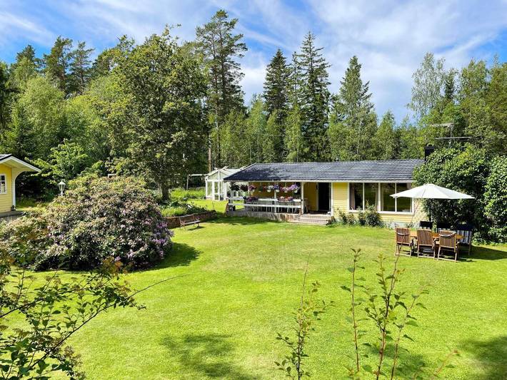 Mysigt sommarboende i Graddo in Svenska Östersjön