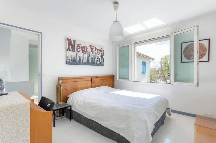 Location de vacances pour 8 personnes, avec jardin et terrasse à Maisons-Laffitte - 2