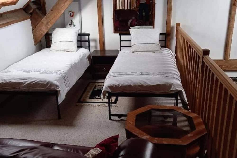 Charming country house near forest and private garden in Saint-Agnant-près-Crocq, Regionaler Naturpark Millevaches en Limousin