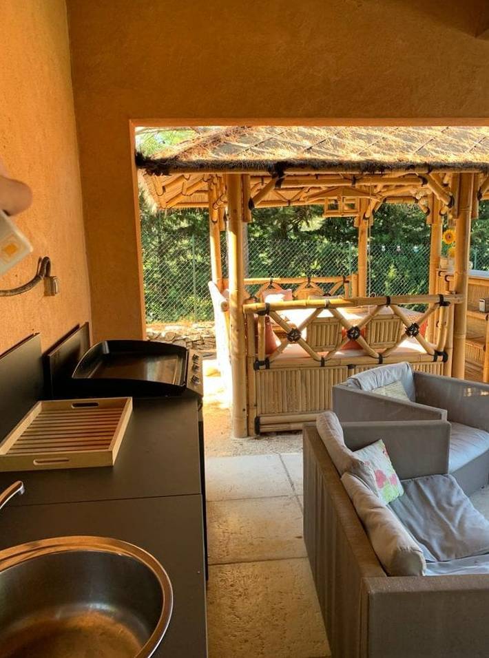 Location de vacances pour 4 personnes, avec jardin et piscine à Nîmes - 4