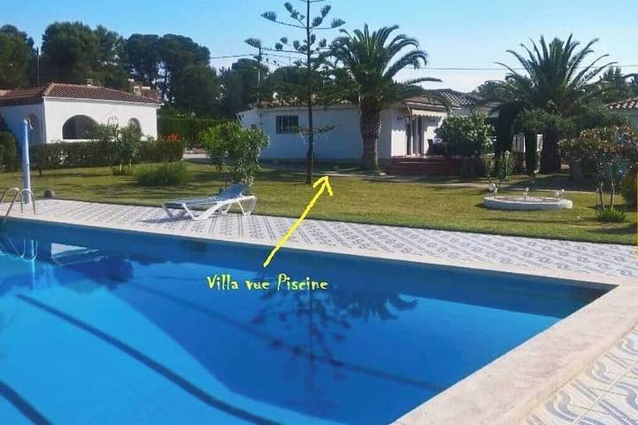 Chalet pour 4 personnes, avec Piscine à Cambrils