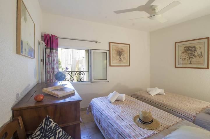 Gîte pour 4 personnes, avec piscine et jardin à Marcorignan - 3