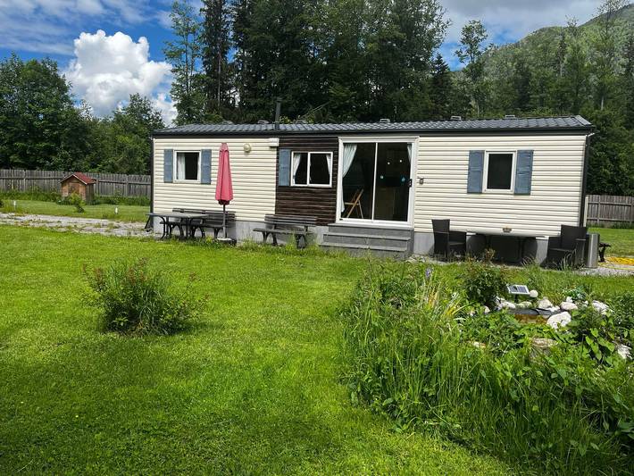 'Ferien Tiny Haus Am Waldrand' mit Bergblick, Garten und WLAN in Bad Ischl, Bezirk Gmunden