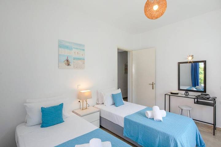 Gîte pour 2 personnes, avec jardin et vue à Agios Gordios - 4